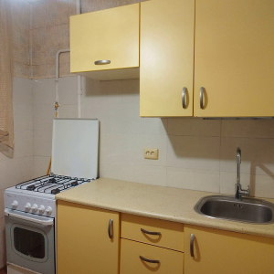 2-комн. кв., 45 м², 2/4 этаж