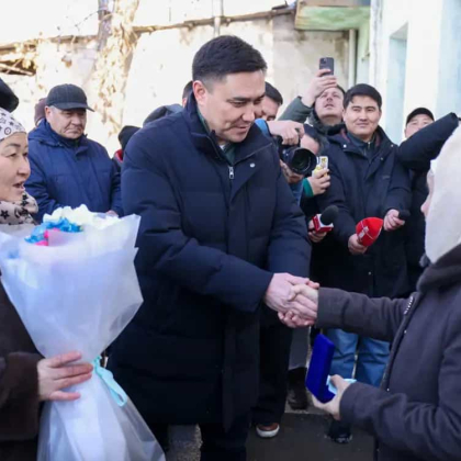 В Шымкенте шесть семей отпраздновали новоселье благодаря реализации программы реновации