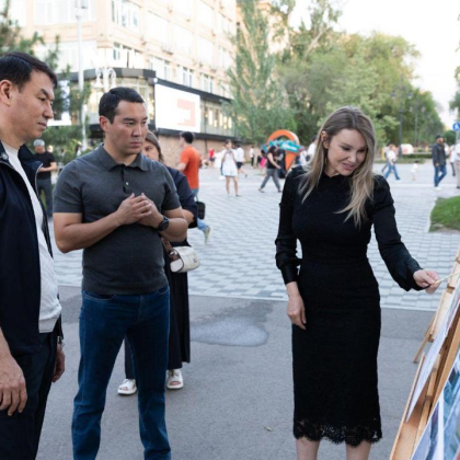 Аким Алматы проверил ход благоустройства и ремонта в центре города
