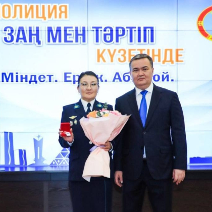 Полицейским Астаны вручили квартиры за образцовую службу