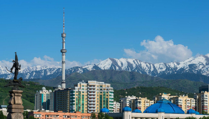 Урбанист: Надо создавать условия для жизни в других городах, чтобы все не бежали в Алматы