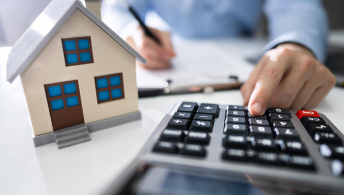 Собственники недвижимости должны уплатить налог до 2 октября