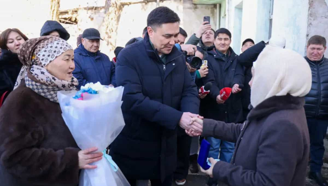 В Шымкенте шесть семей отпраздновали новоселье благодаря реализации программы реновации